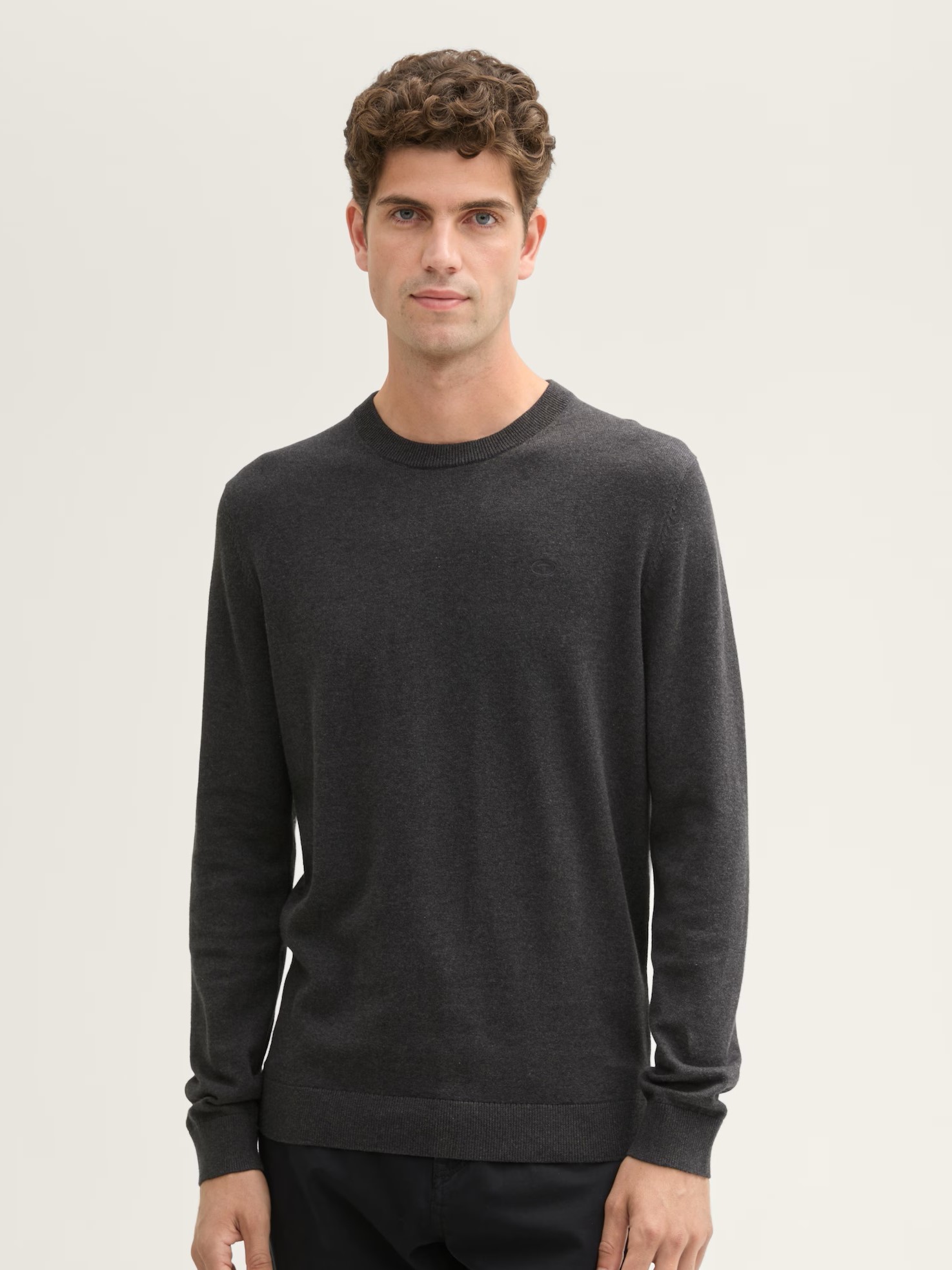 Πλεκτό πουλόβερ Basic Logo Crewneck Black Grey Melange Tom Tailor