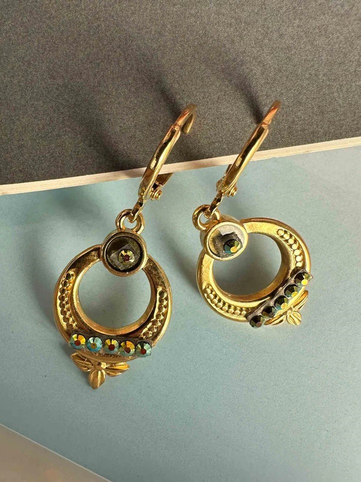 Flurry earrings with zircons Golden Elephantina