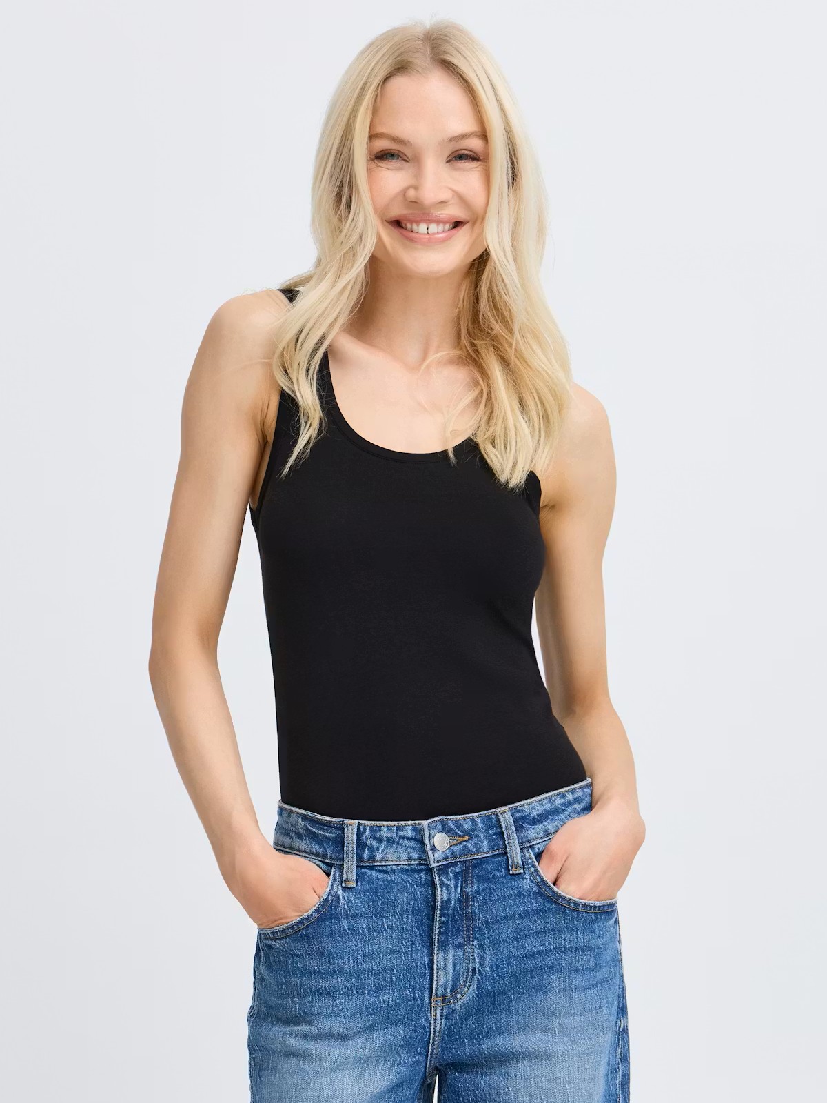 Top sleeveless Pamila Black B.Young