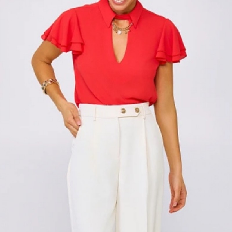 Sleeveless top with ruffles and details in gold look by Lynne