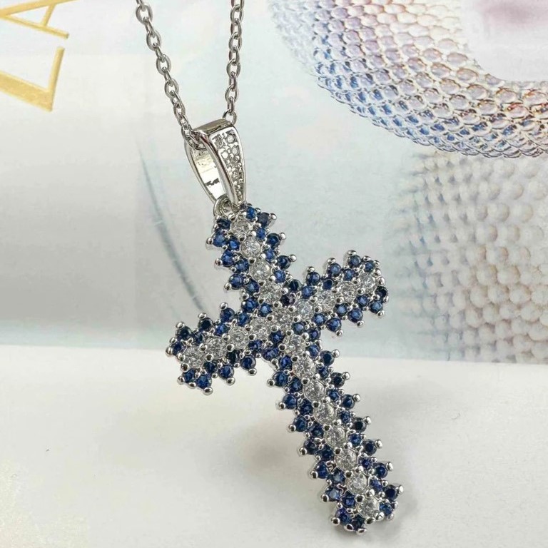 Silver cross necklace with zircons Silver-Blue Elephantina