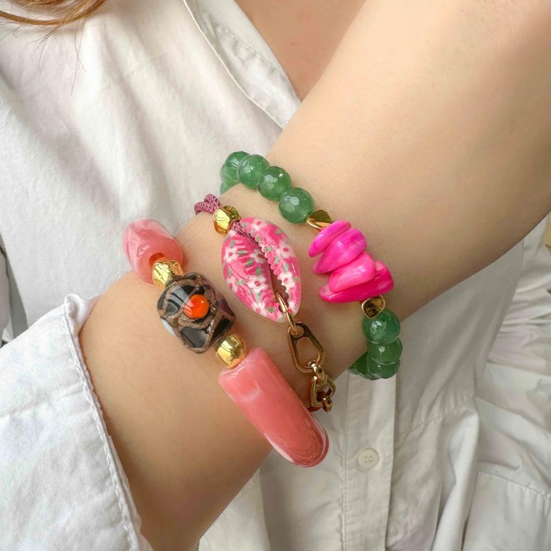 Bracelet with patterned shell and chain Elephantina