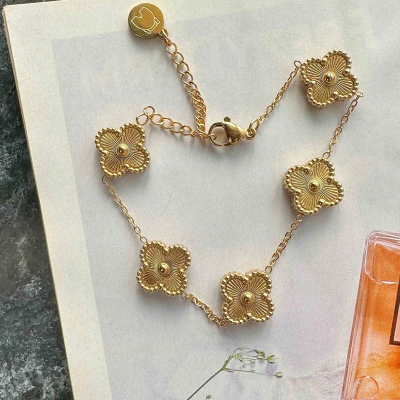 Βραχιόλια από Ατσάλινη αλυσίδα με Σταυρούς Gold Elephantina