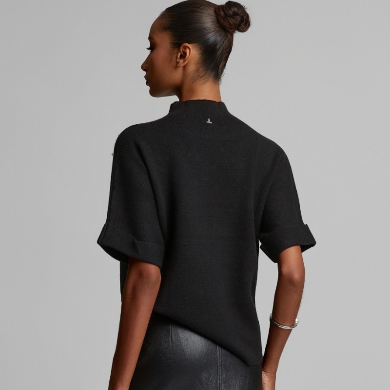 Sweater with pearls and rhinestones Black Lynne