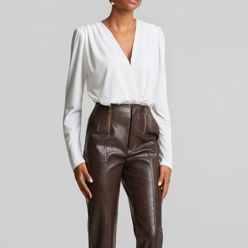 Cross-body with deep neckline White Lynne
