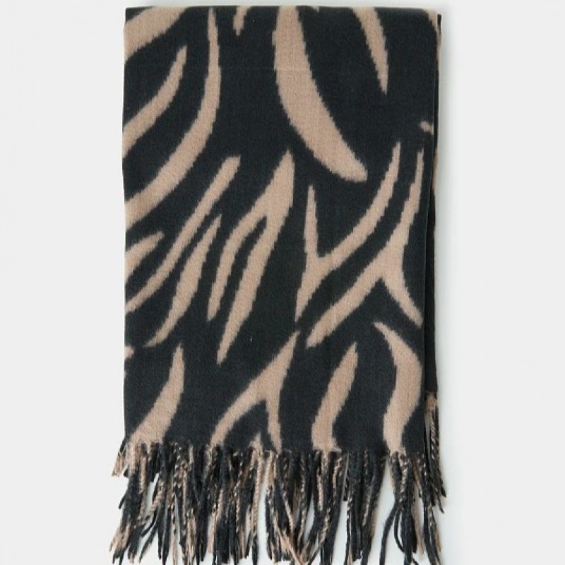 Scarf knitted with leopard print Brown Lynne