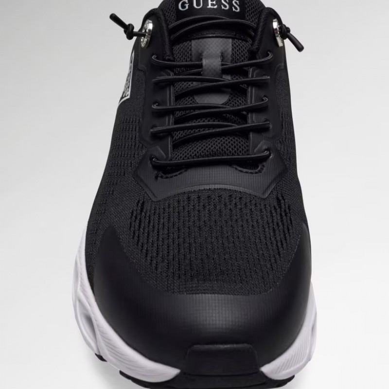 Sneakers for man Ease Black Guess