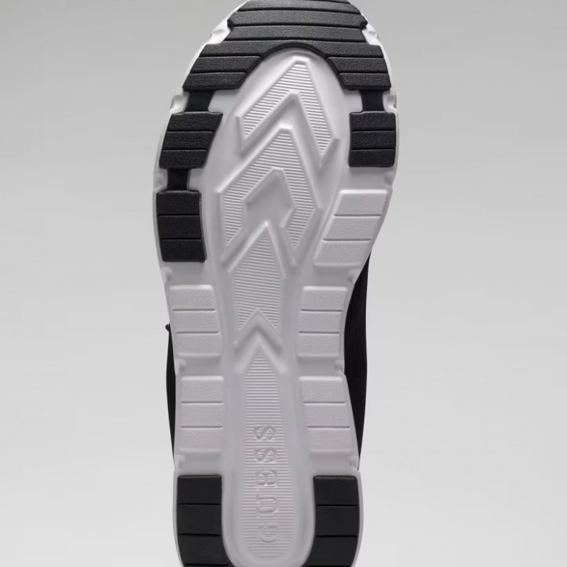 Sneakers for man Ease Black Guess